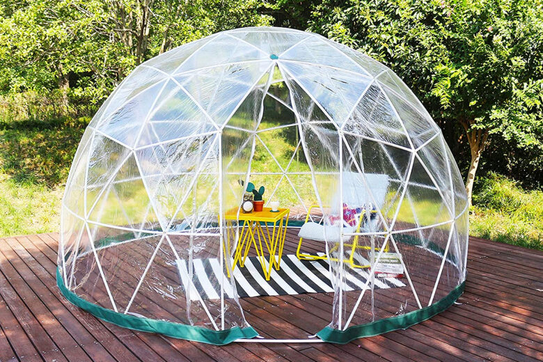Une bulle transparente de jardin
