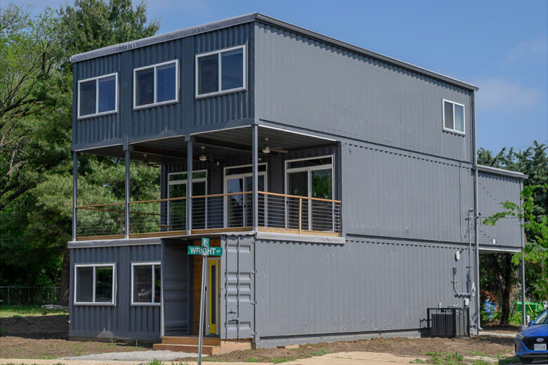 Une maison container grise