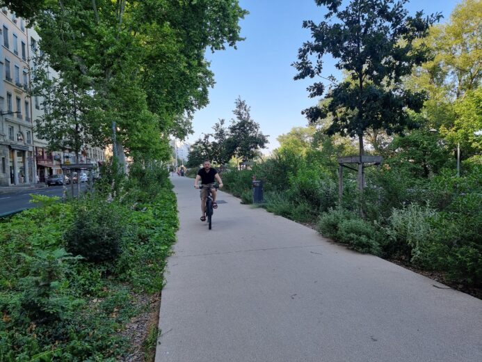 Nous avons testé Le vélo électrique Eleglide 27,5" M1 Plus