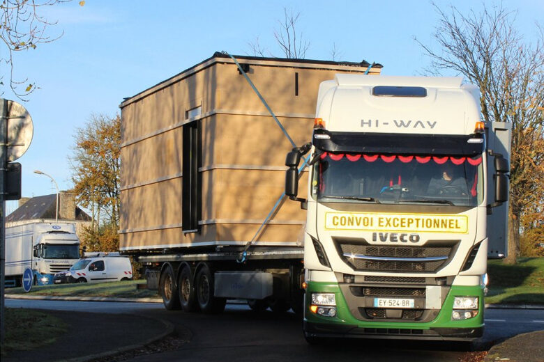 livraison de la maison en poids lourds