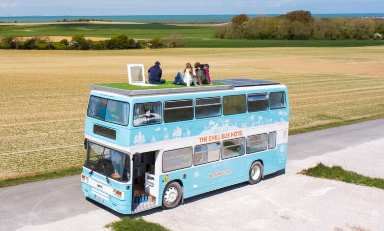 Un hôtel-bus rénové et réaménagé.