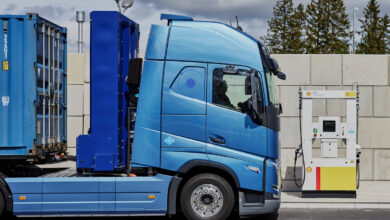 Volvo commence à tester son premier camion électrique à pile à combustible à hydrogène