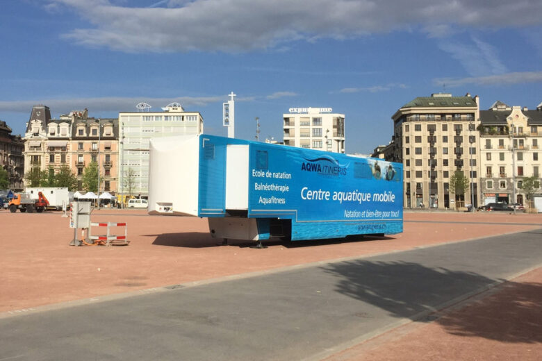 Le centre nautique Aqwa Itinéris France installé place Bellecour à Lyon