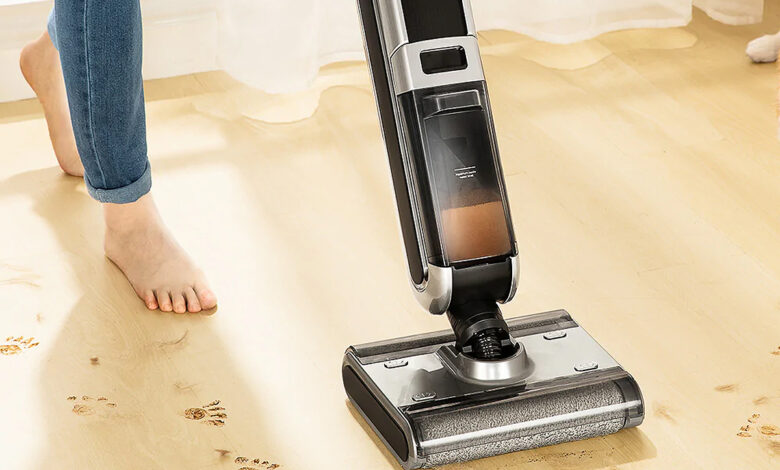 Vente Flash : Uwant fracasse les prix sur l'aspirateur balai sans fil UWANT X100 (sec et humide)