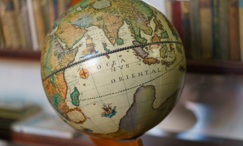 Globe terrestre (carte du monde de Mercator)