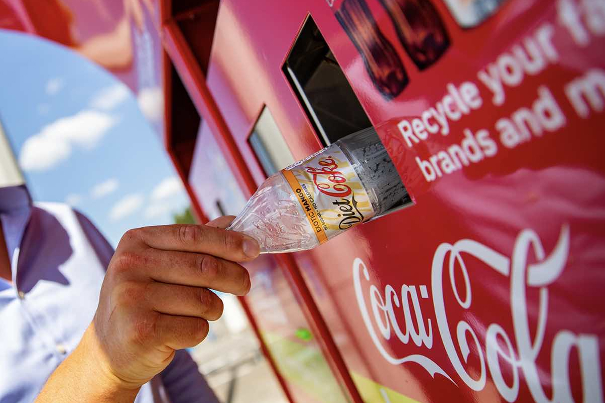 Un distributeur de boissons inversé