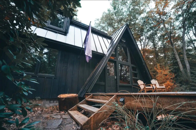 Une belle maison en A avec panneaux solaires