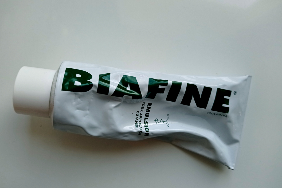 Un tube de Biafine entamé