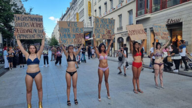 des militantes de l’association VeganImpact en lingerie