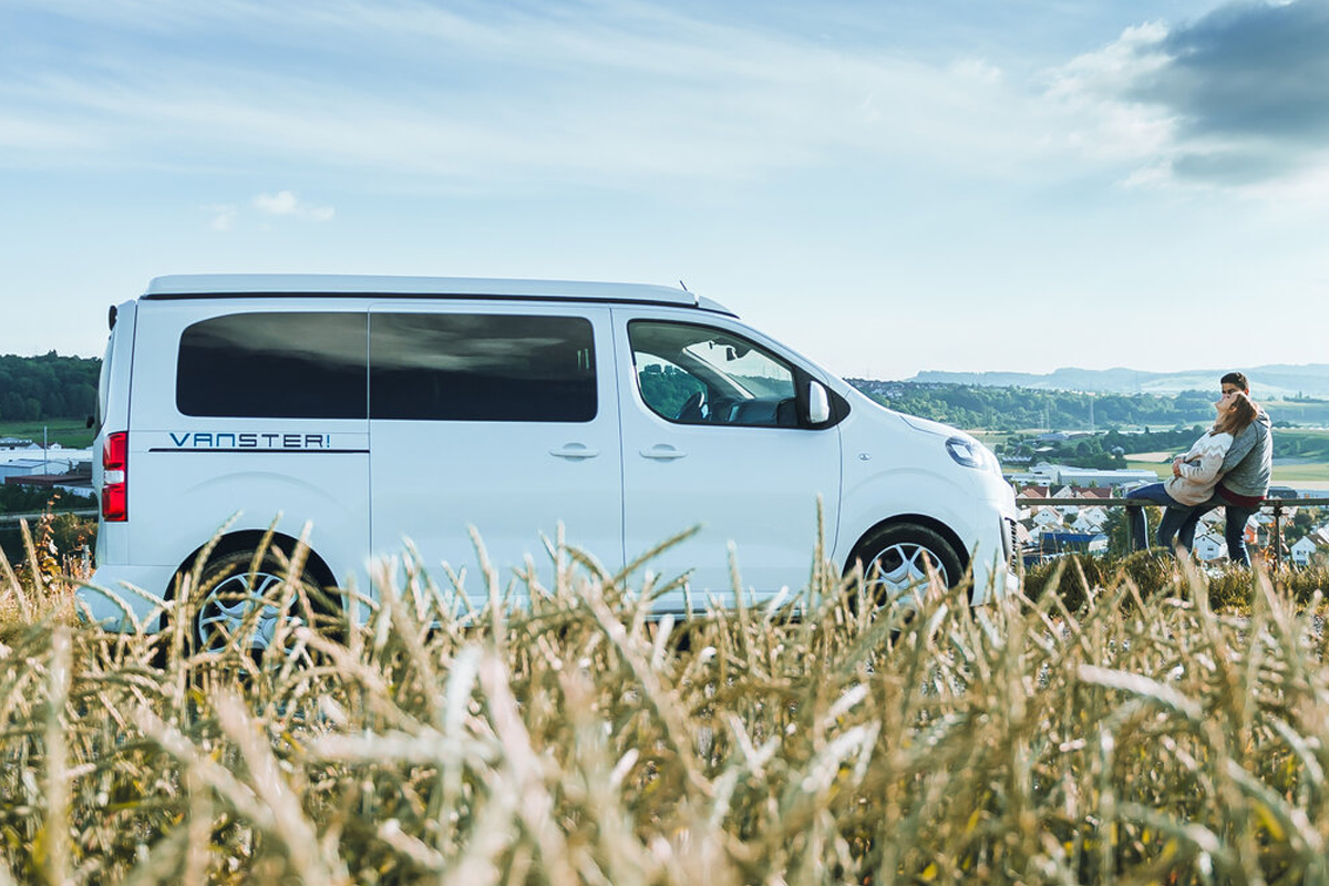 Pössl passe au tout électrique avec le mini-camping-car e-Vanster