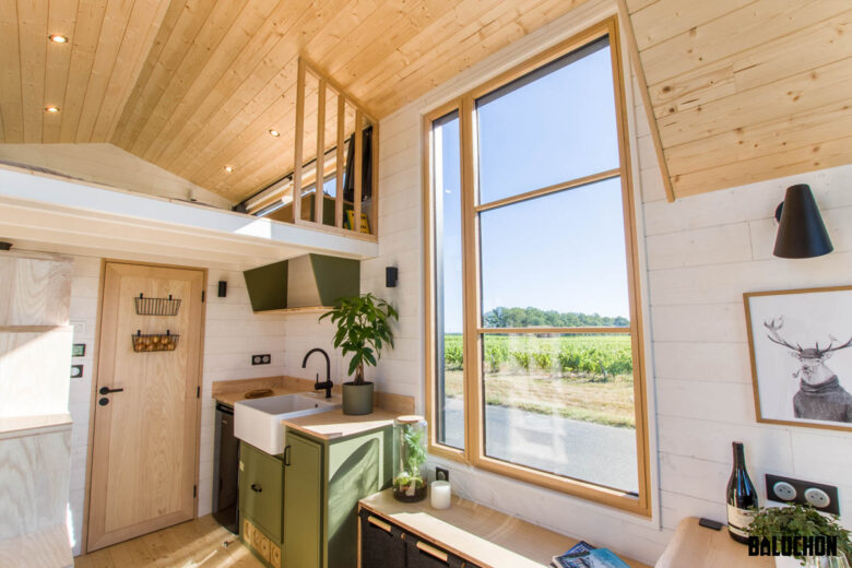 L'intérieur de la Tiny House "la sauvage"