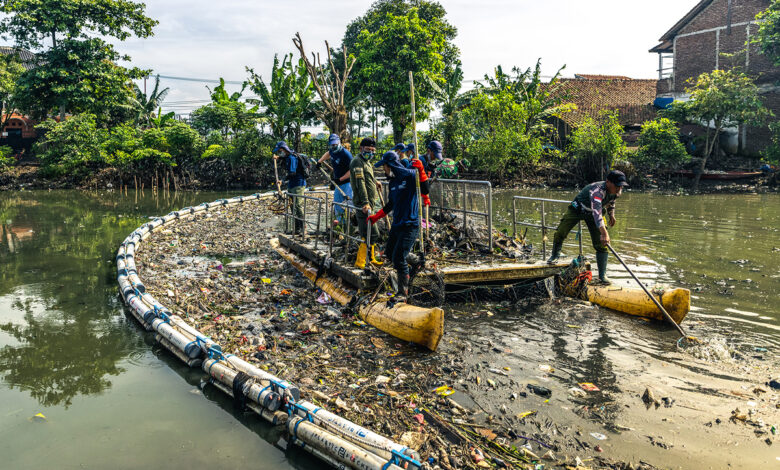 La barrière antiplastique flottante TrashBoom.