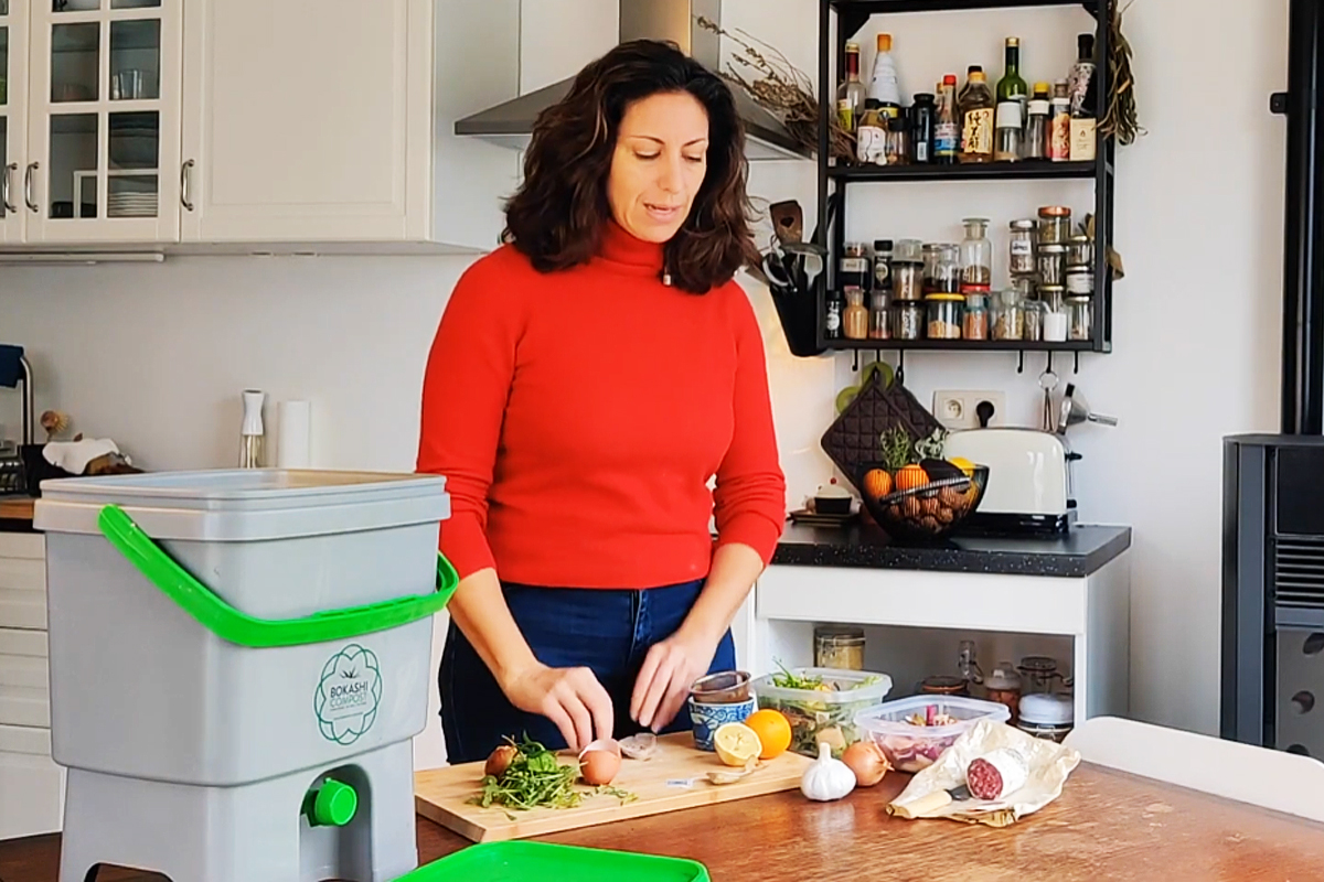 J'ai testé le bokashi : ce composteur d'appartement est-il vraiment inodore  ?