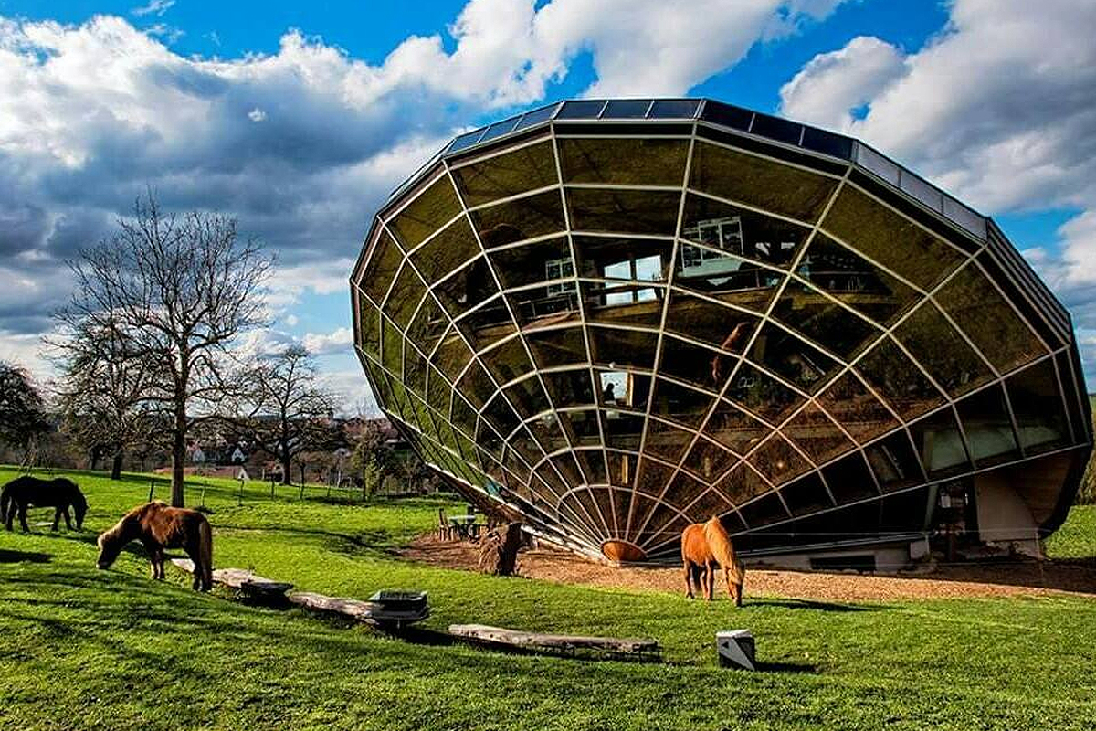 L'architecture en harmonie avec le cycle solaire.