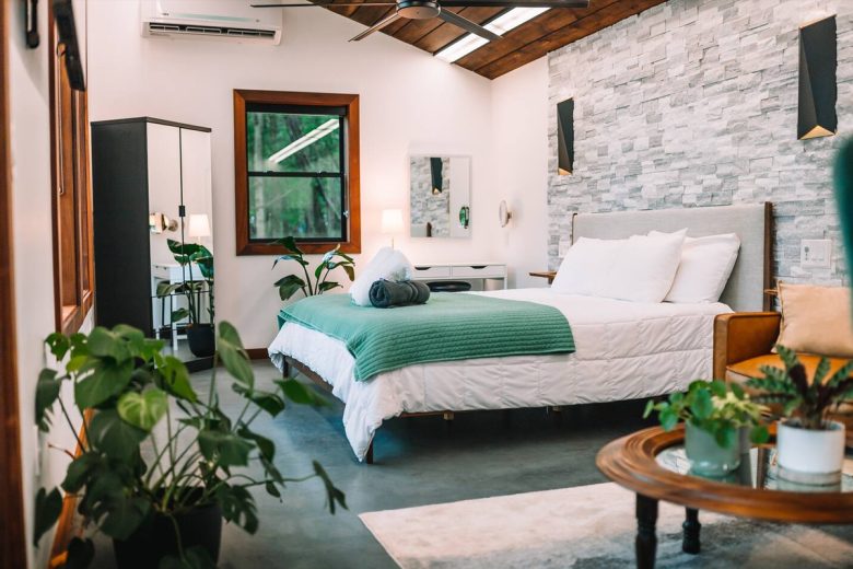 La chambre de la Tiny house ⸱ Chez Emily