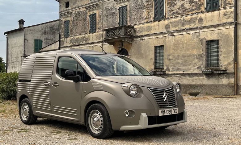 Le carrossier Caselani ressuscite la Citroën 2 CV Fourgonnette et Acadiane