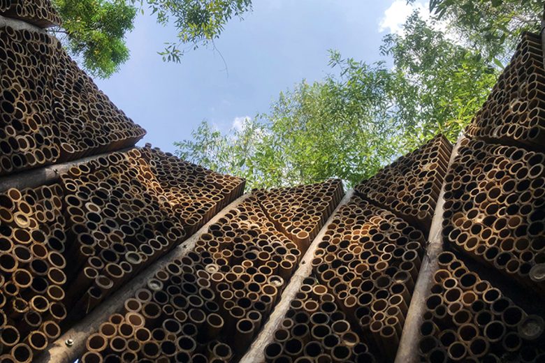 Une tour de refroidissement en bambou