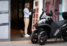 "le 1er scooter électrique trois-roues qui se recharge en 50 secondes"