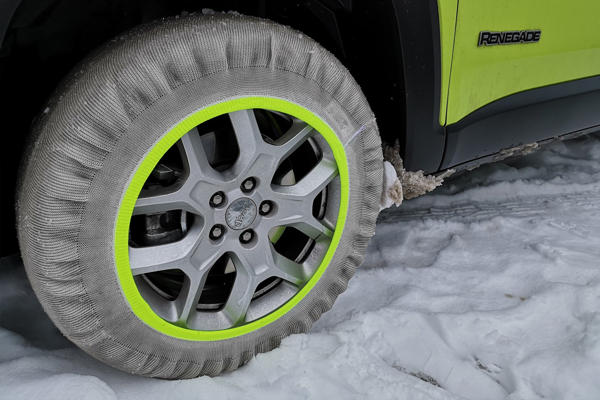 Musher invente une chaussette à neige rapide à installer et