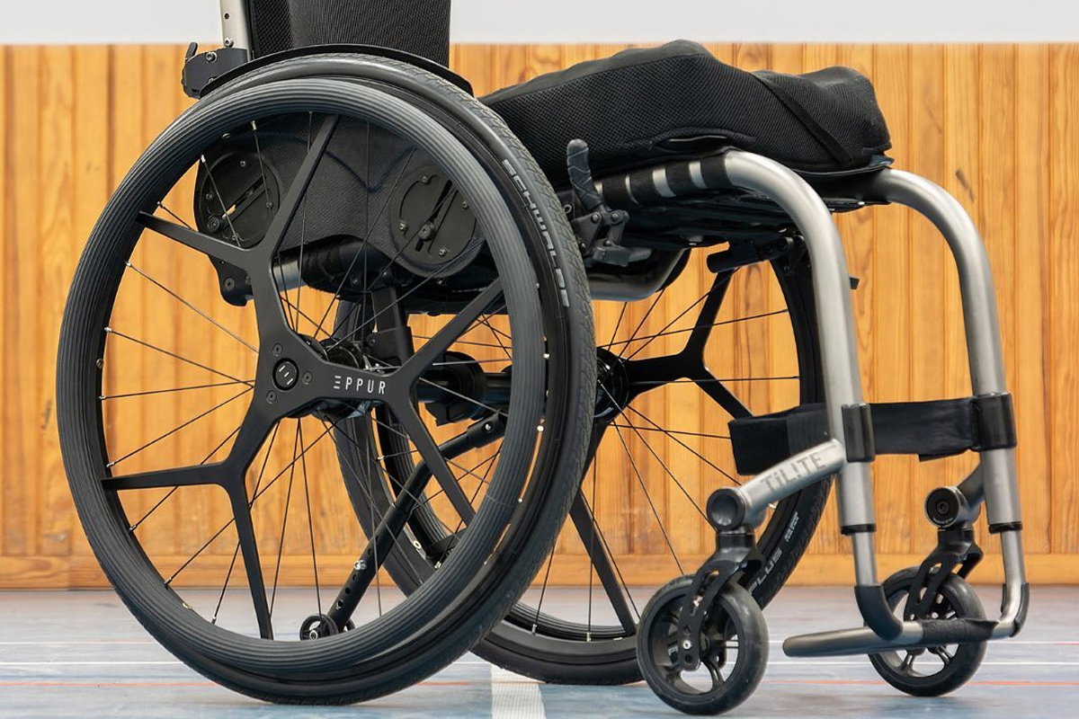 EPPUR invente le premier système de freinage intégré pour les fauteuils  roulants - NeozOne
