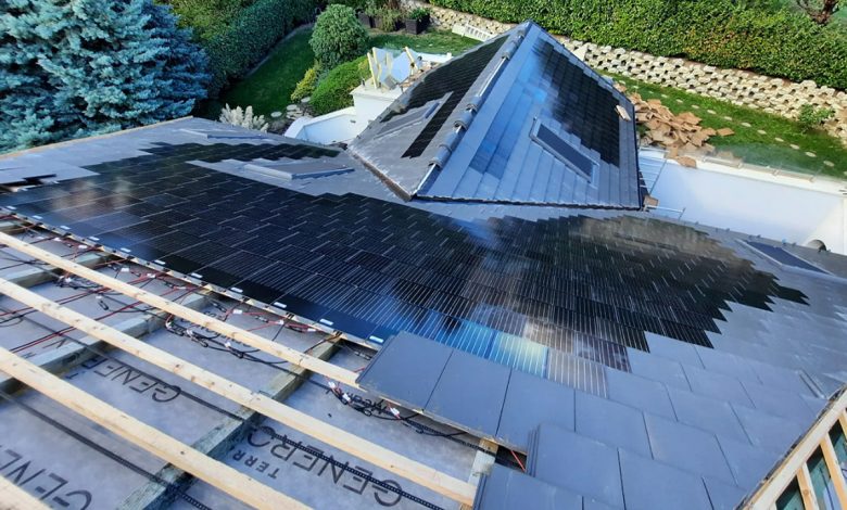 Les tuiles solaires Generon sont fabriquées en Hongrie