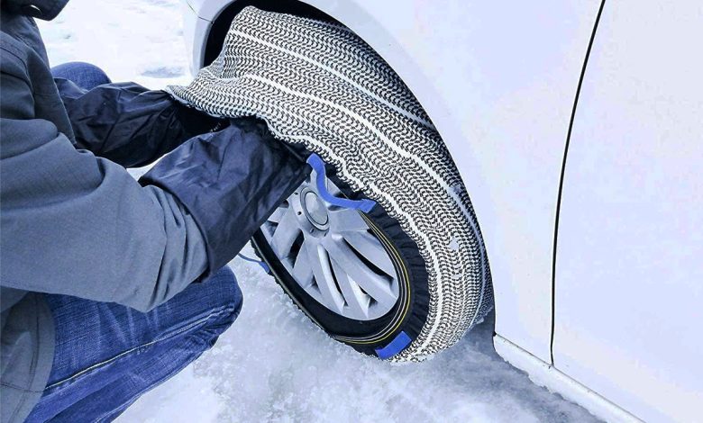 La chaussette de pneu hiver Michelin SOS Grip, rapide et facile à installer et à démonter.