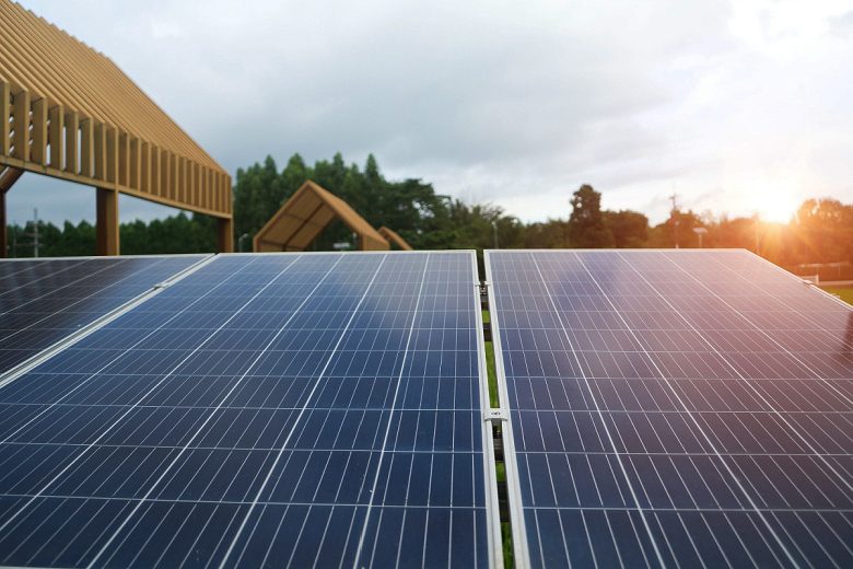 Un panneau solaire pour réduire ses factures d'énergie. 