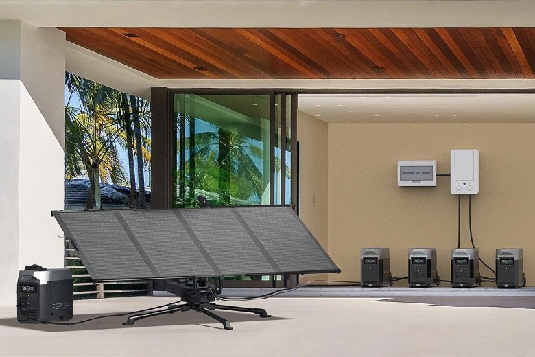 Un générateur électrique pour balcon combine des panneaux solaires et des stations électriques portables.