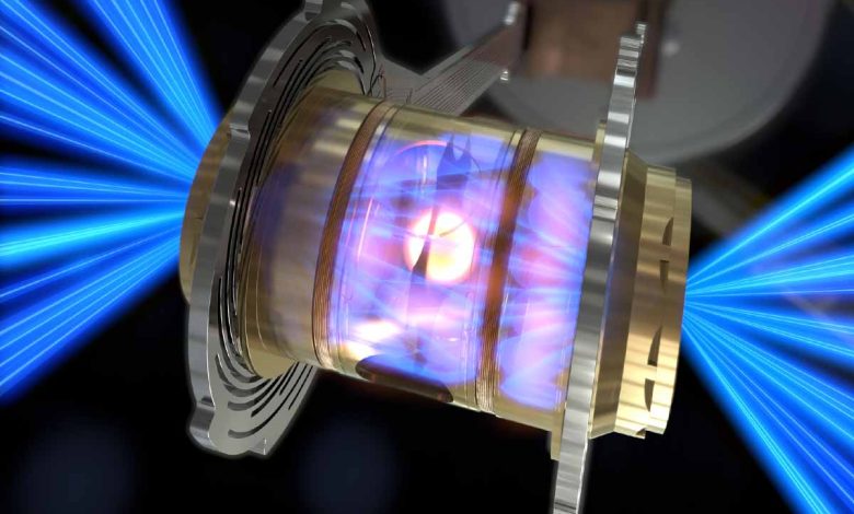 Pour créer un allumage par fusion, l'énergie laser de la National Ignition Facility est convertie en rayons X à l'intérieur d'une capsule appelée hohlraum, qui comprime ensuite une capsule de combustible jusqu'à ce qu'elle implose, créant un plasma à haute température et haute pression.