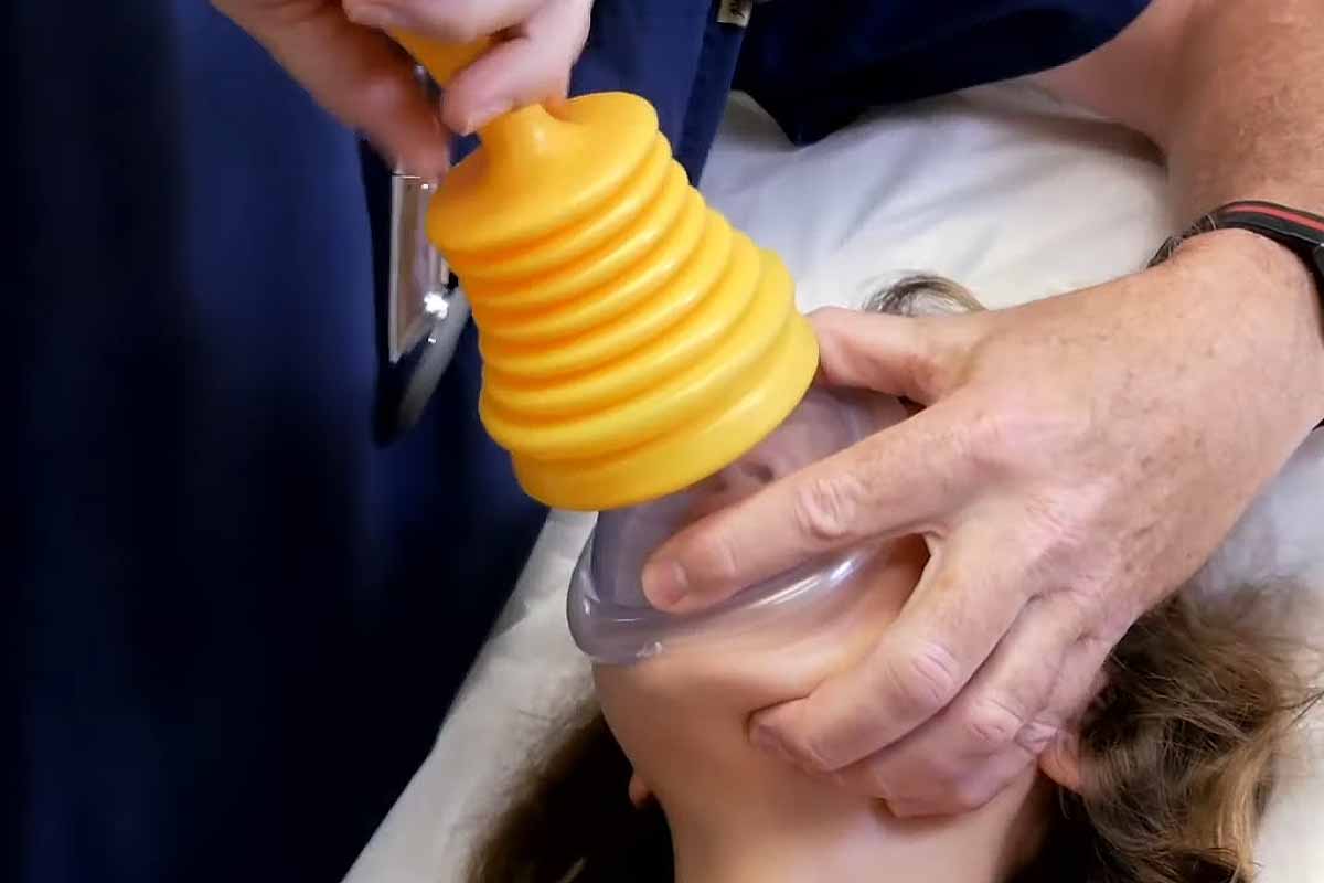 LifeVac, l'invention d'un dispositif anti-étouffement pour