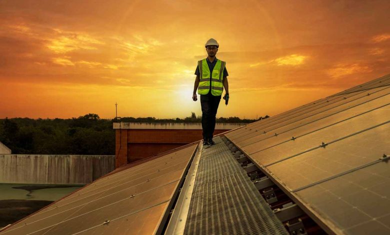 Des voisins partagent gratuitement le surplus de production d'électricité.