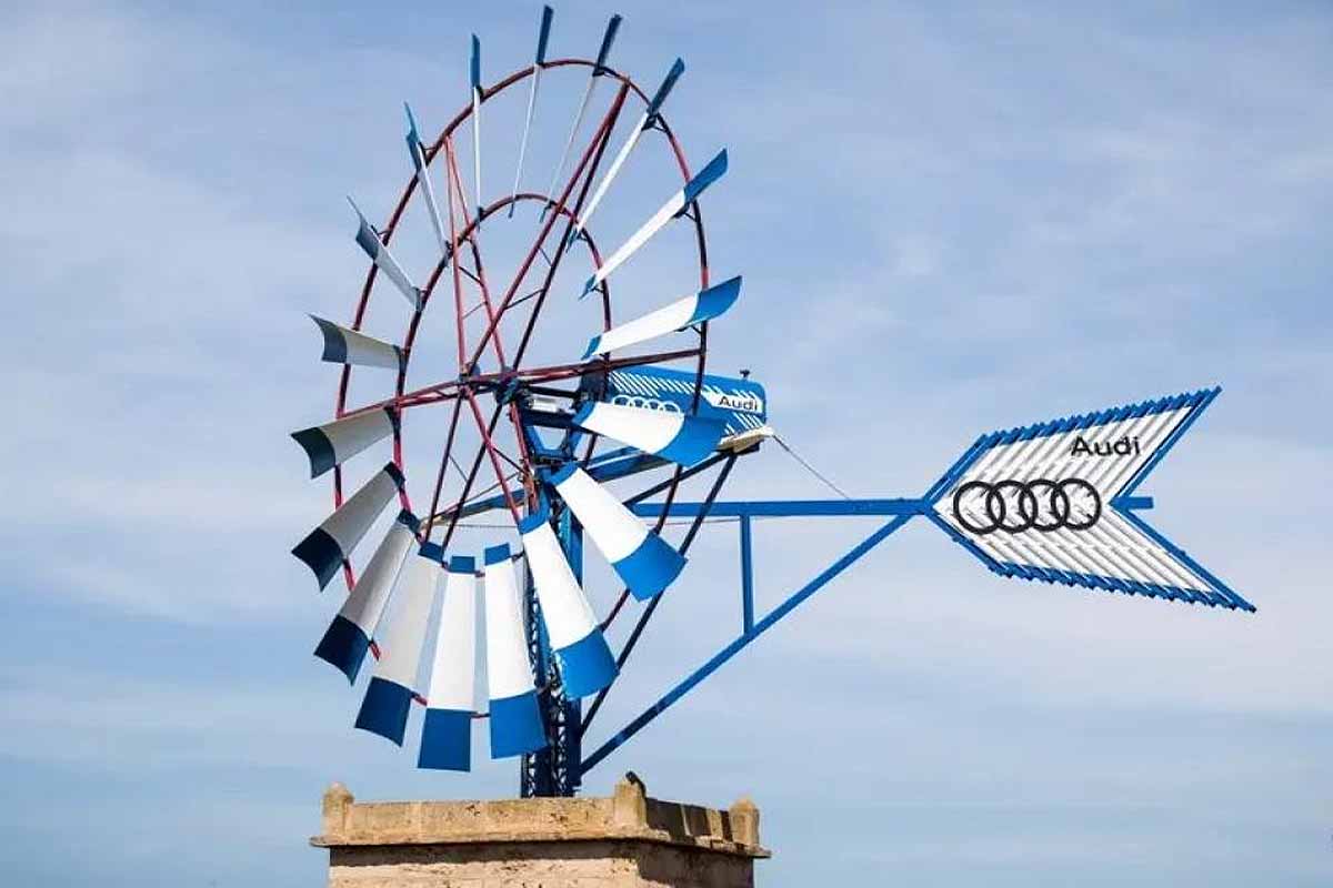 Un moulin à vent transformé en éolienne génératrice d'électricité avec le  moteur d'une Audi e-tron reconditionné - NeozOne