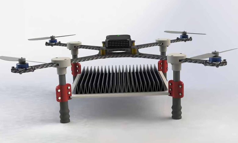 Un convertisseur photoélectrique sous le drone récupère l'énergie du laser
