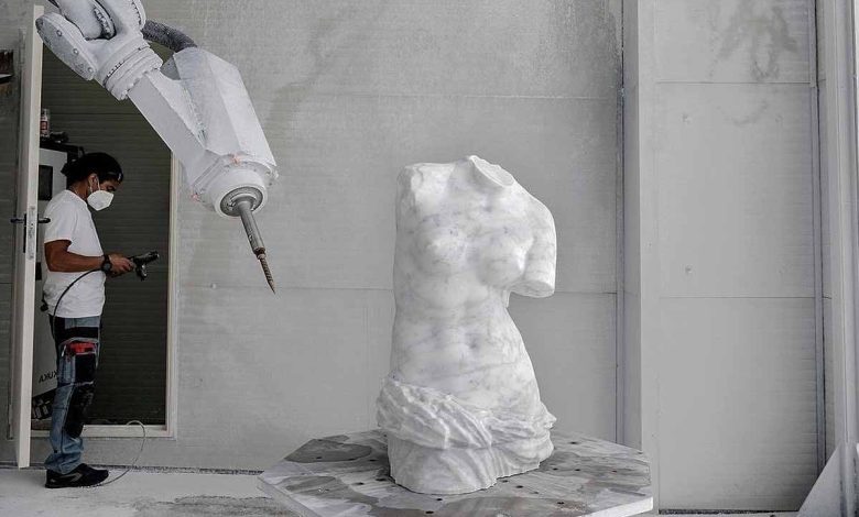 Un robot capable de sculpter le marbre comme Michel-Ange.