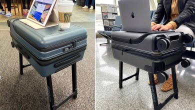 L'invention d'une petite valise de voyage qui se transforme en petite table.