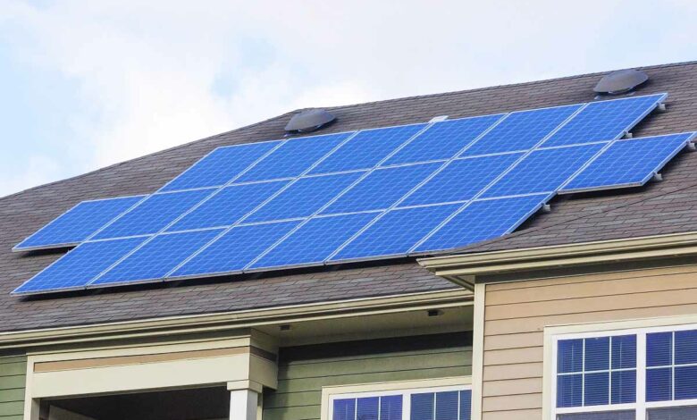 Un kit de panneaux solaires à moins de 150 euros.