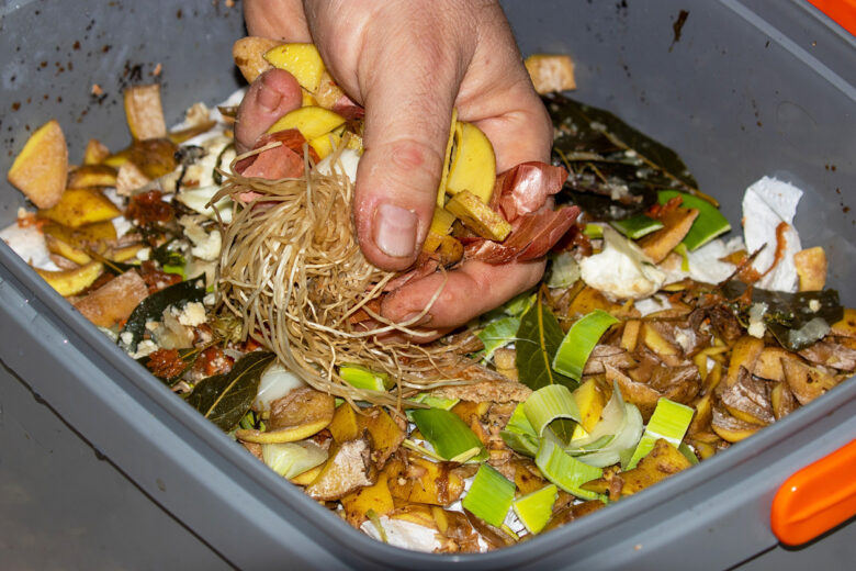 Un composteur innovant pour être en conformité avec le compostage obligatoire en 2024.