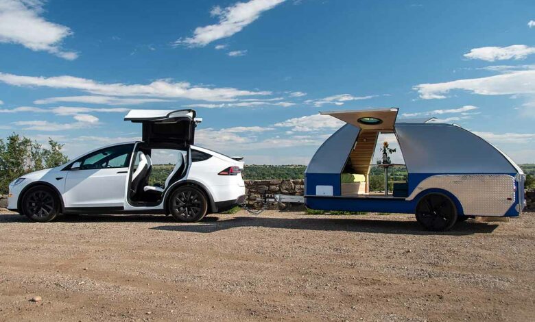 Comment tracter une caravane avec un véhicule électrique ? (+vidéo) Invention-innovation-caravane-teardrops-batterie-voiture-electrique-002-780x470