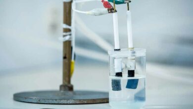 Le nouveau catalyseur sépare l'eau de mer et génère de l'hydrogène de manière extrêmement efficace en laboratoire, en résistant à la corrosion et en évitant la production de chlore.