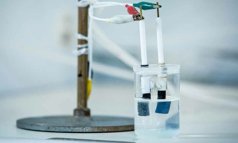 Le nouveau catalyseur sépare l'eau de mer et génère de l'hydrogène de manière extrêmement efficace en laboratoire, en résistant à la corrosion et en évitant la production de chlore.