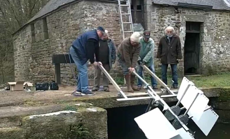 L'hydrolienne de type A1 expérimentée sur le Moulin d'Aguénéac.