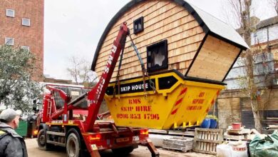 Harrison Marshall a converti une benne à ordures en Tiny House.