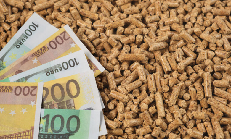 Après avoir fortement augmenté en 2022, le prix des pellets commence à baisser.