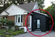 Une unité conteneur annexée à une maison.