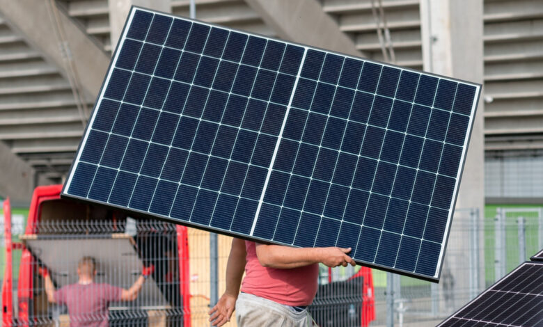 Un panneau solaire à moins de 200 €
