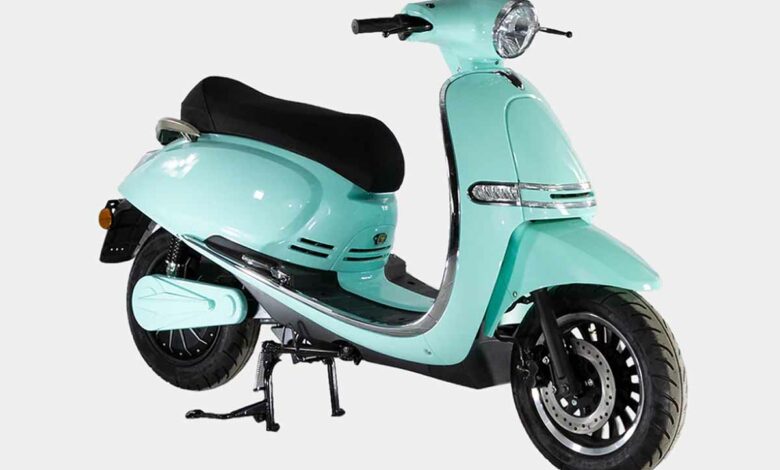 Voiture ou scooter électrique pour des déplacement urbains ?
