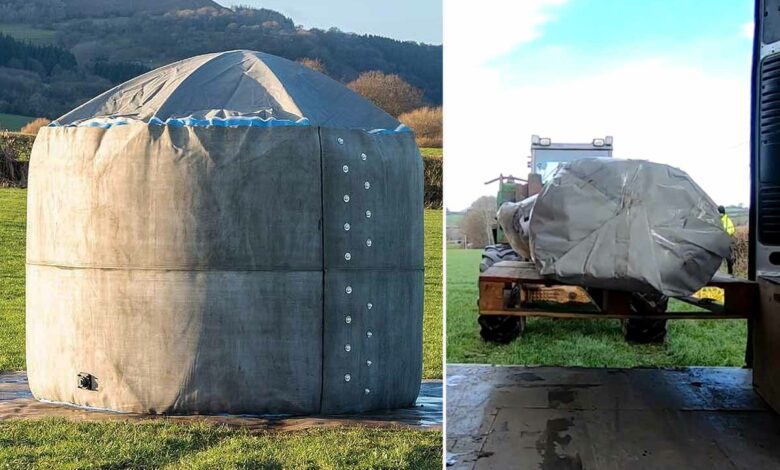 L'invention un réservoir d’eau gonflable en toile de béton.