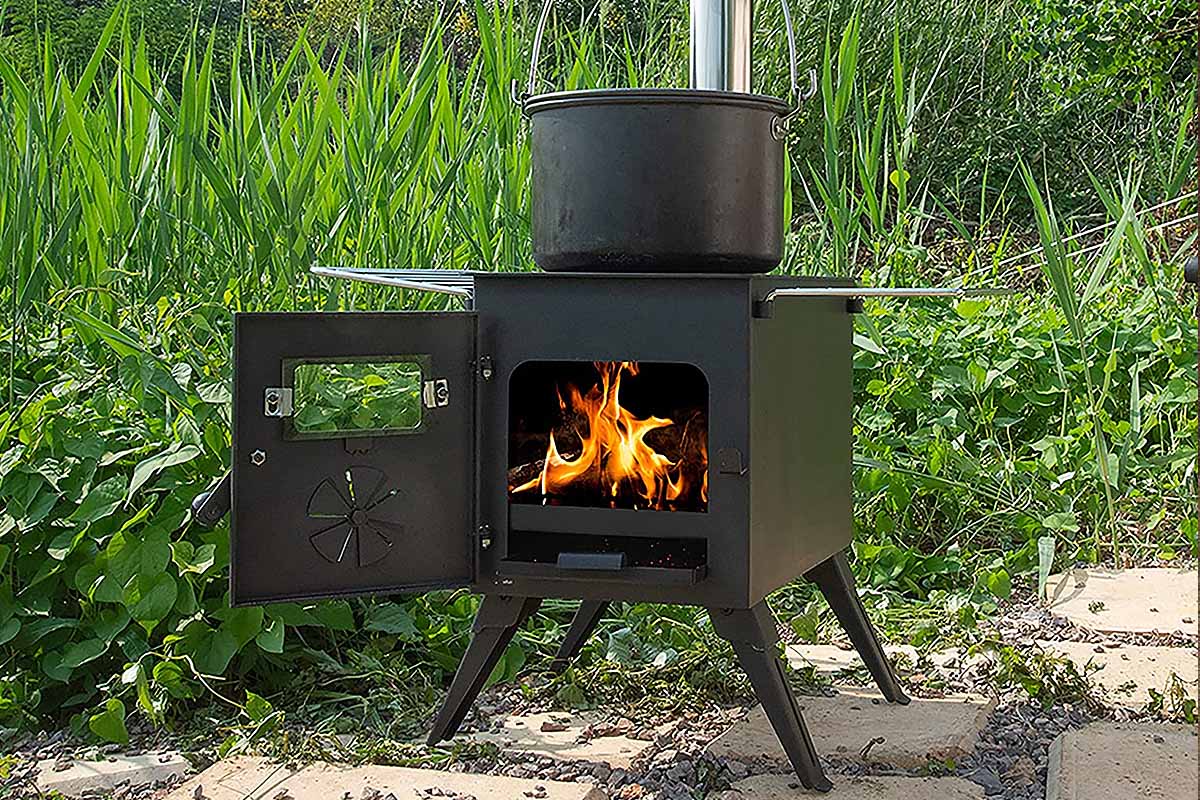NJ : l'invention d'un poêle à bois démontable pour la cuisine et le  chauffage en plein air - NeozOne