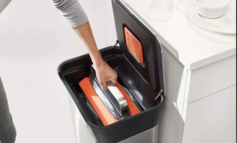 Joseph Joseph - Titan, l'invention d'une poubelle qui compacte les déchets domestiques.
