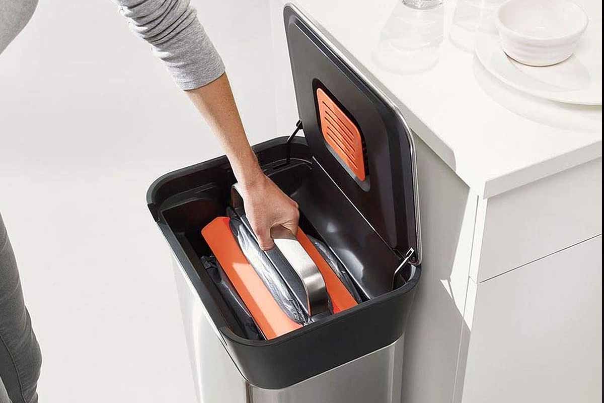 JosephJoseph : Poubelles de cuisine pour le recyclage